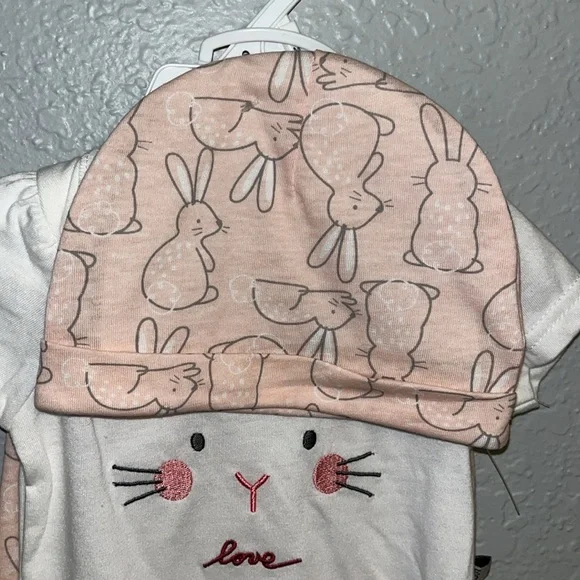 Ellen Degeneres 3 Pc Bunny Set - Picture 3 of 4